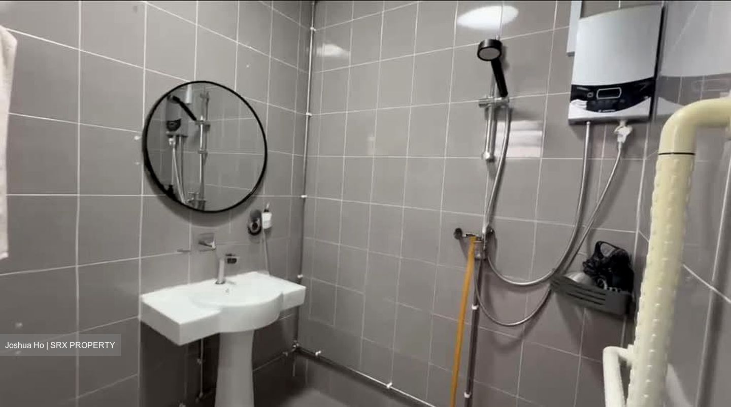 Blk 832 Woodlands Street 83 (Woodlands), HDB Executive #562083911